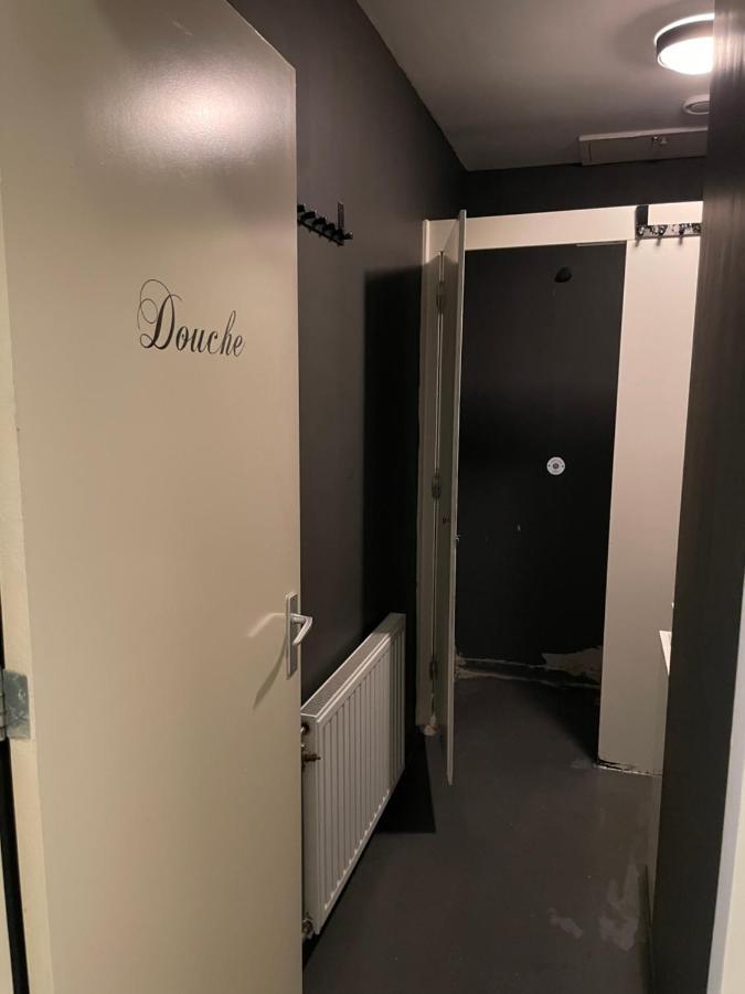 Thuis Bij Schell Roterdão Exterior foto
